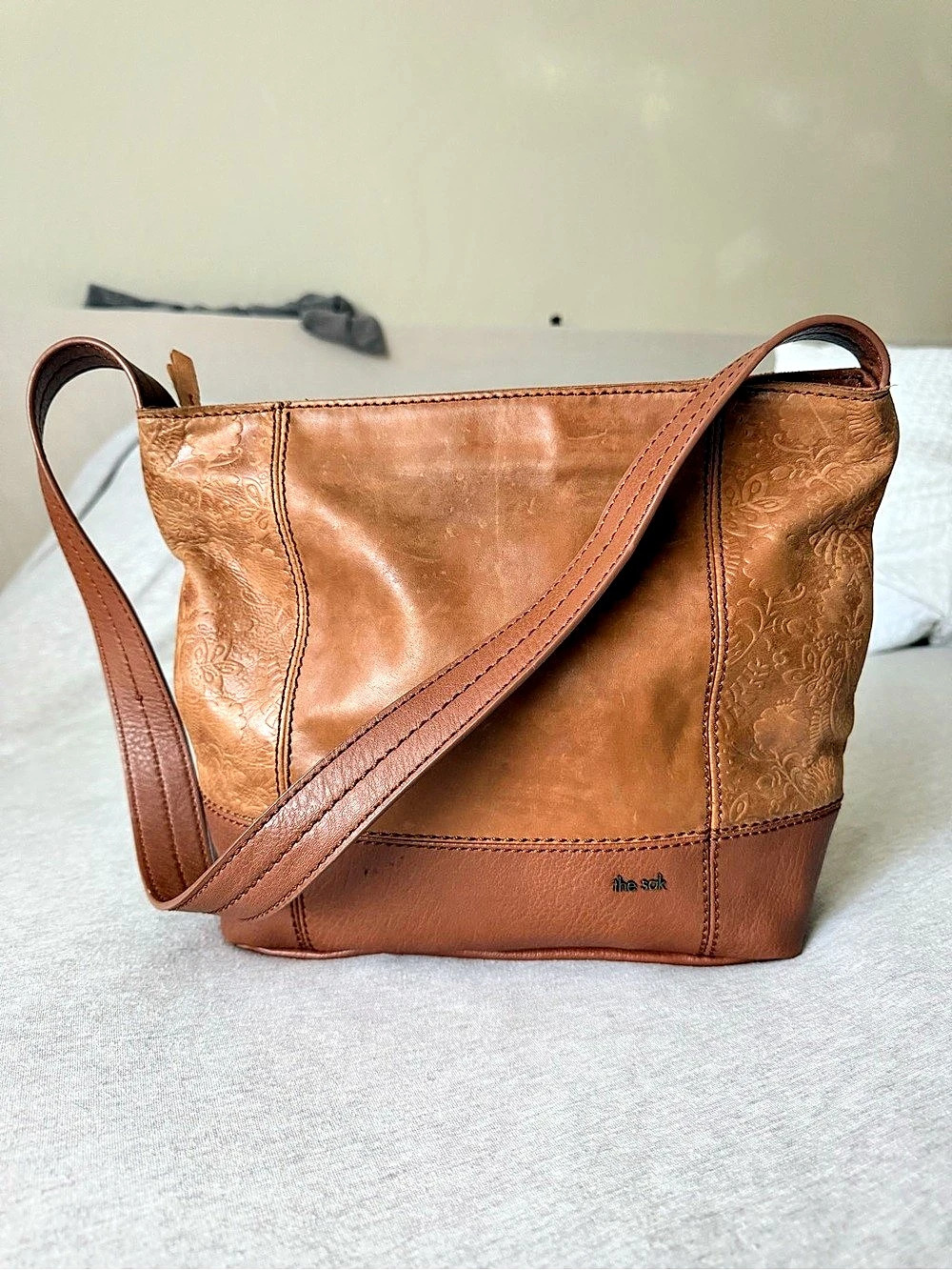 The sak leather shoulder bag